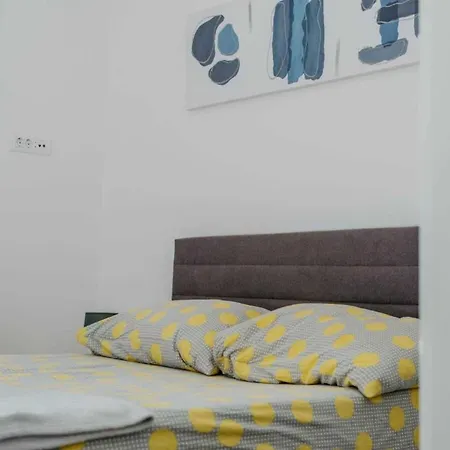 Appartement Modern With Terrace - Two Bedroom With Terrace *